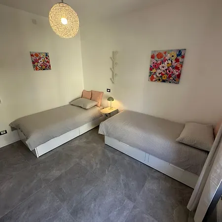 Casa *
